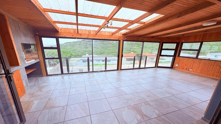 3 Bedroom Property for Sale in Hartenbos Central Western Cape